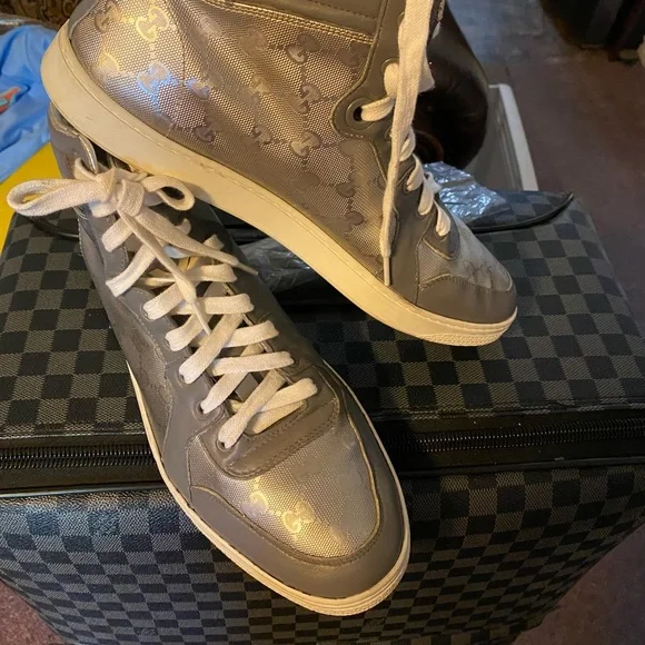 Gucci | Shoes | Gucci Sneakers Only Worn Twice Very Good  display picture 1